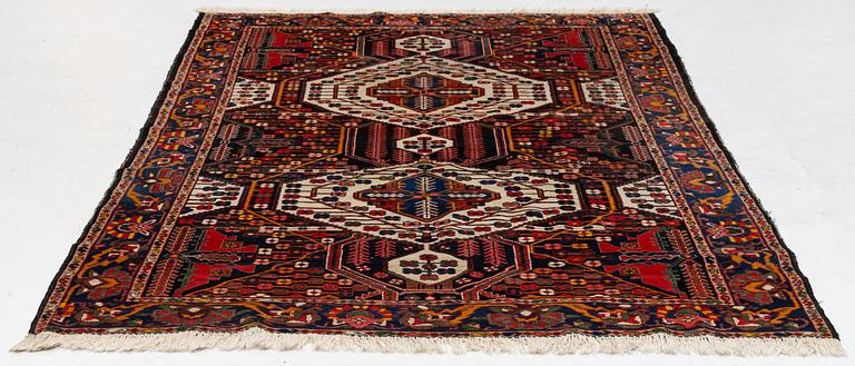 Matta, Bakhtiari, ca 290 x 190 cm.