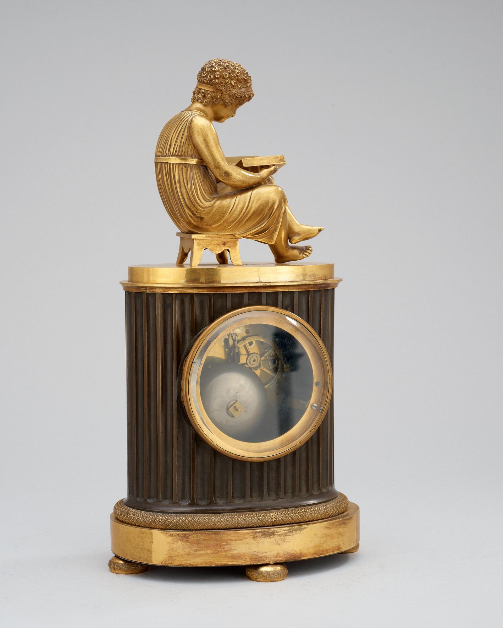BORDSPENDYL. Frankrike, 1800-talets början. Empire.