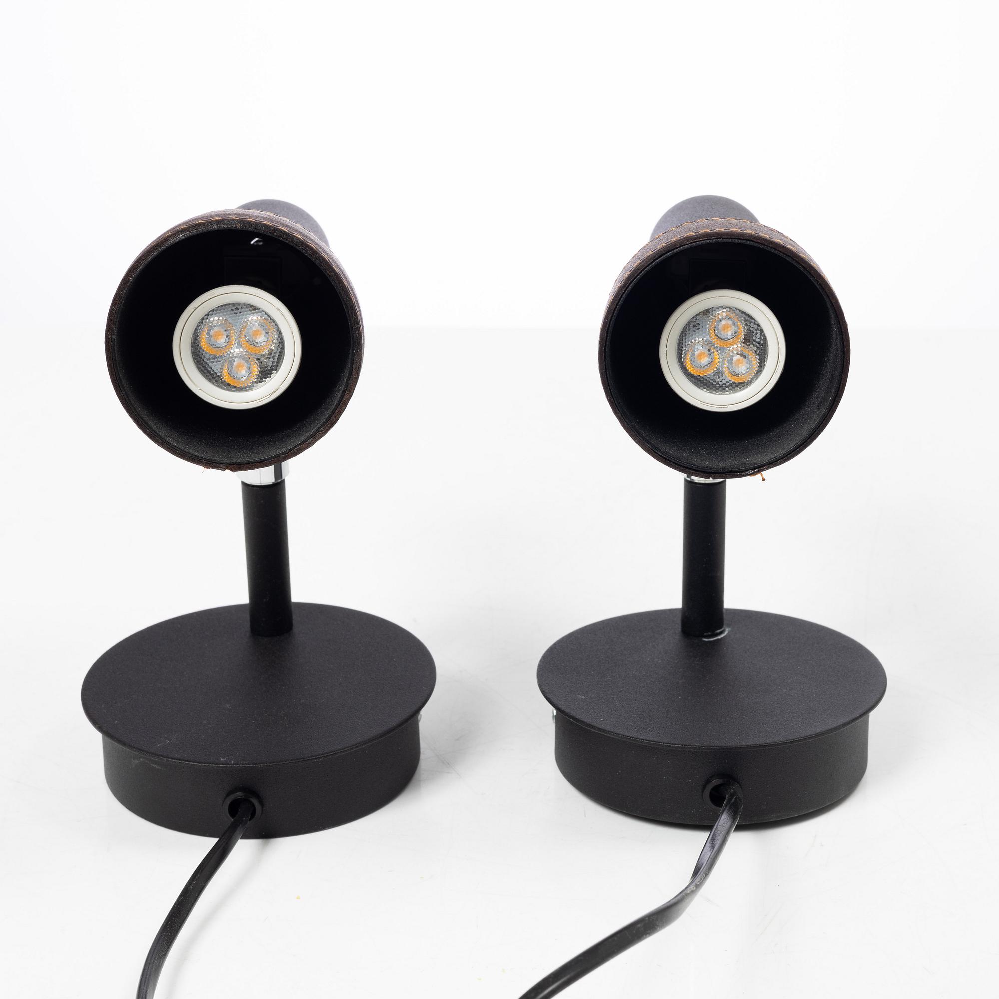 Sänglampor, ett par, "Talk", Marge Arkitekter för Örsjö Belysning.