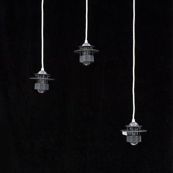PENDELLAMPOR, 3 st, "Orbiter" av Jens Møller-Jensen för Louis Poulsen.
