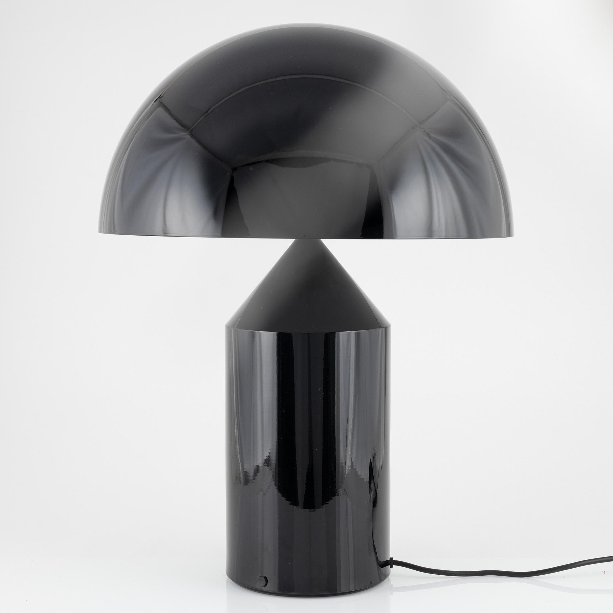 Vico Magistretti, bordslampa, "Atollo", Oluce, Italien.