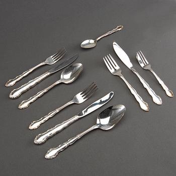 AN ENGLISH PLATE 130 parts CUTLERY SET late 20th century.