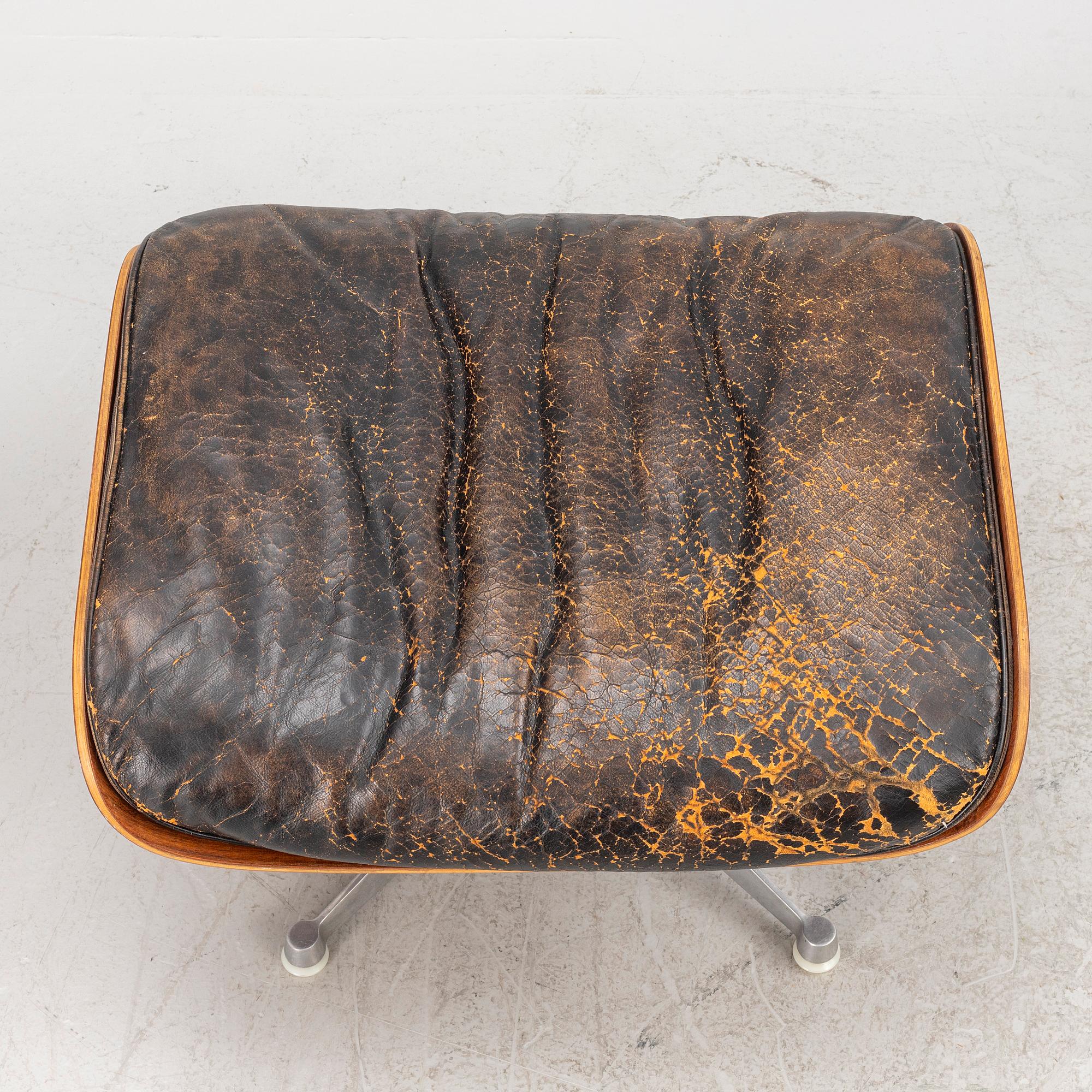 Charles & Ray Eames, armchair and footstool, "Lounge chair" for Herman Miller 1960s.