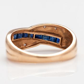 A 14K gold ring and earrings with sapphires and diamonds ca. 0.02 ct in total. Timanttiset, Helsinki 1999.