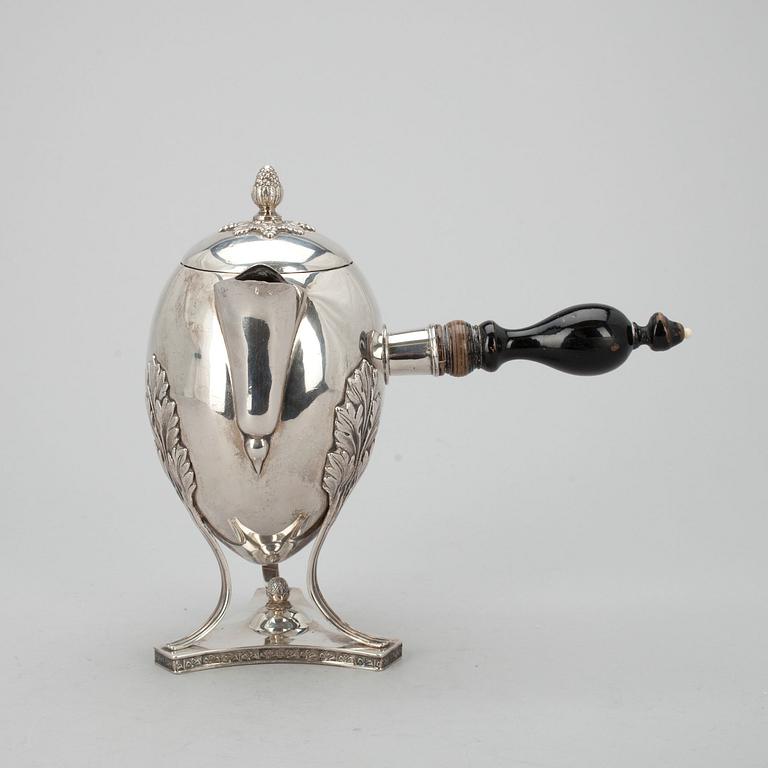 KAFFEKANNA, silver, empire, Gustav Israel Lyberg Eksjö 1827. Vikt 551 g.