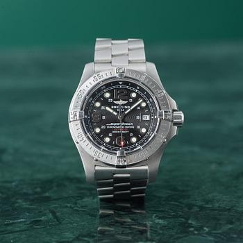 BREITLING, SuperOcean Steelfish (2000 M/6600 FT), Chronometre, wristwatch, 44 mm.