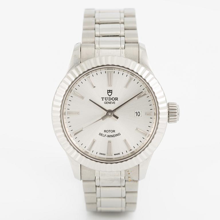 Tudor, Style 28, wristwatch, 28 mm.