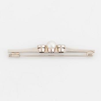 Brosch 14K vitguld med gammalslipade diamanter och en odlad pärla.