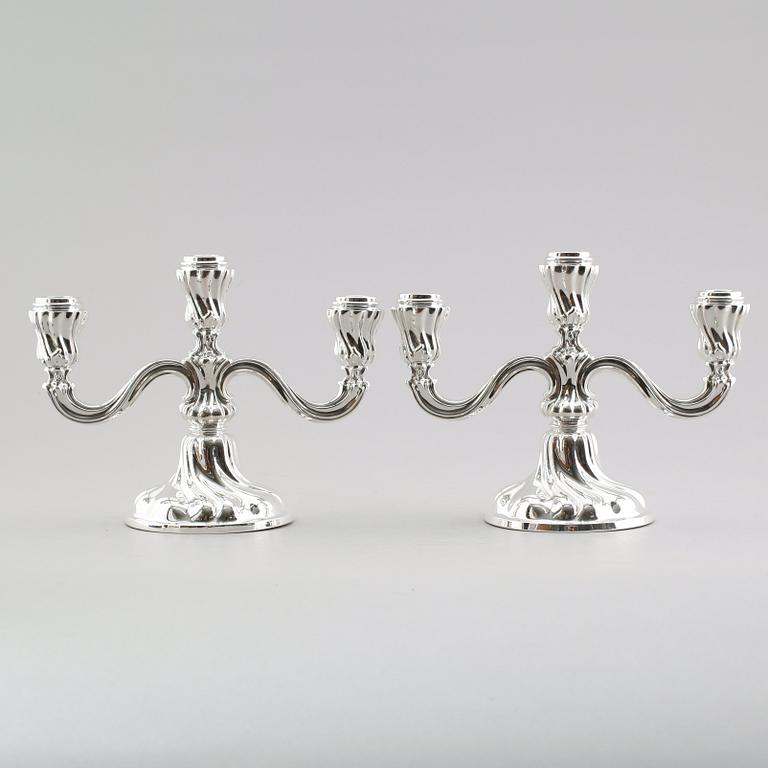 KANDELABRAR, 1 par, silver, Tyskland, 1900-talets första hälft.