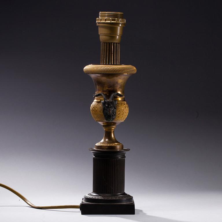 BORDSLAMPA, empire, 1800-talets början.