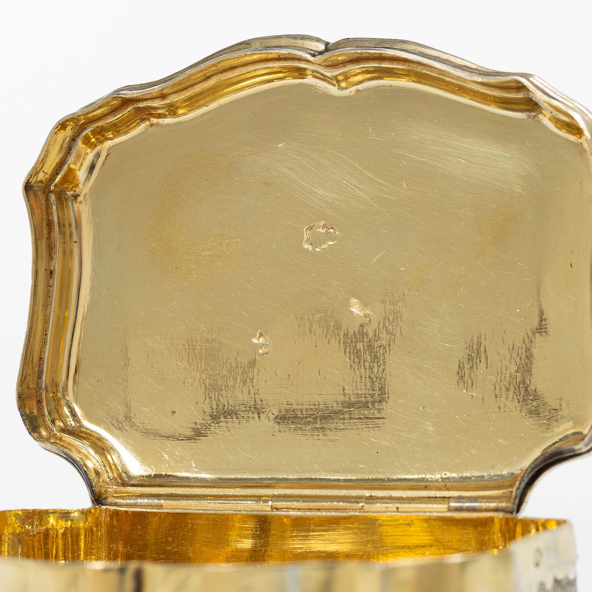 Snuffbox, silver, Louis XV, second half of the 18th century.