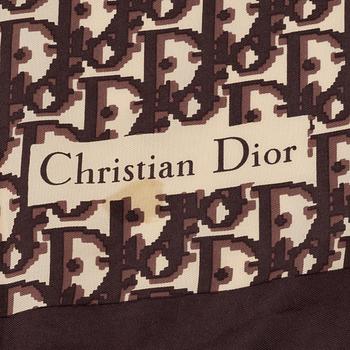 Christian Dior, clutch, portmonnä, nyckelhållare och scarf.