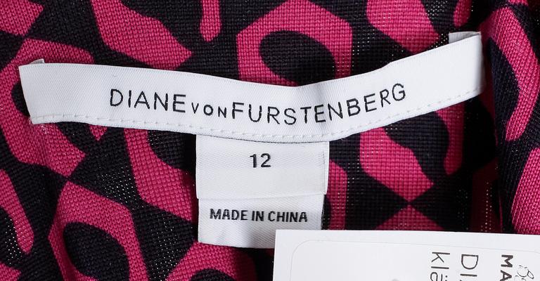 KLÄNNING, Diane von Furstenberg, storlek 12.