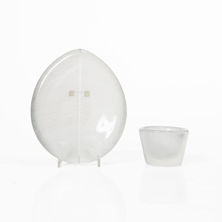 Tapio Wirkkala, Plate, “Lehti”, and bowl, Iittala.