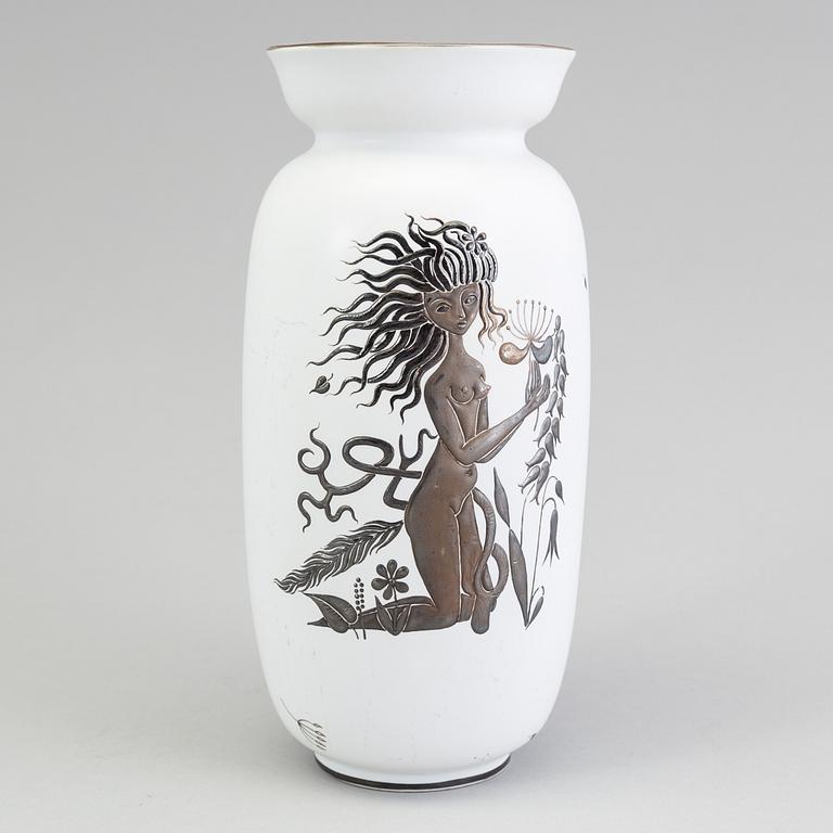 A vase "Grazia" by Stig Lindberg, Gustavsberg.