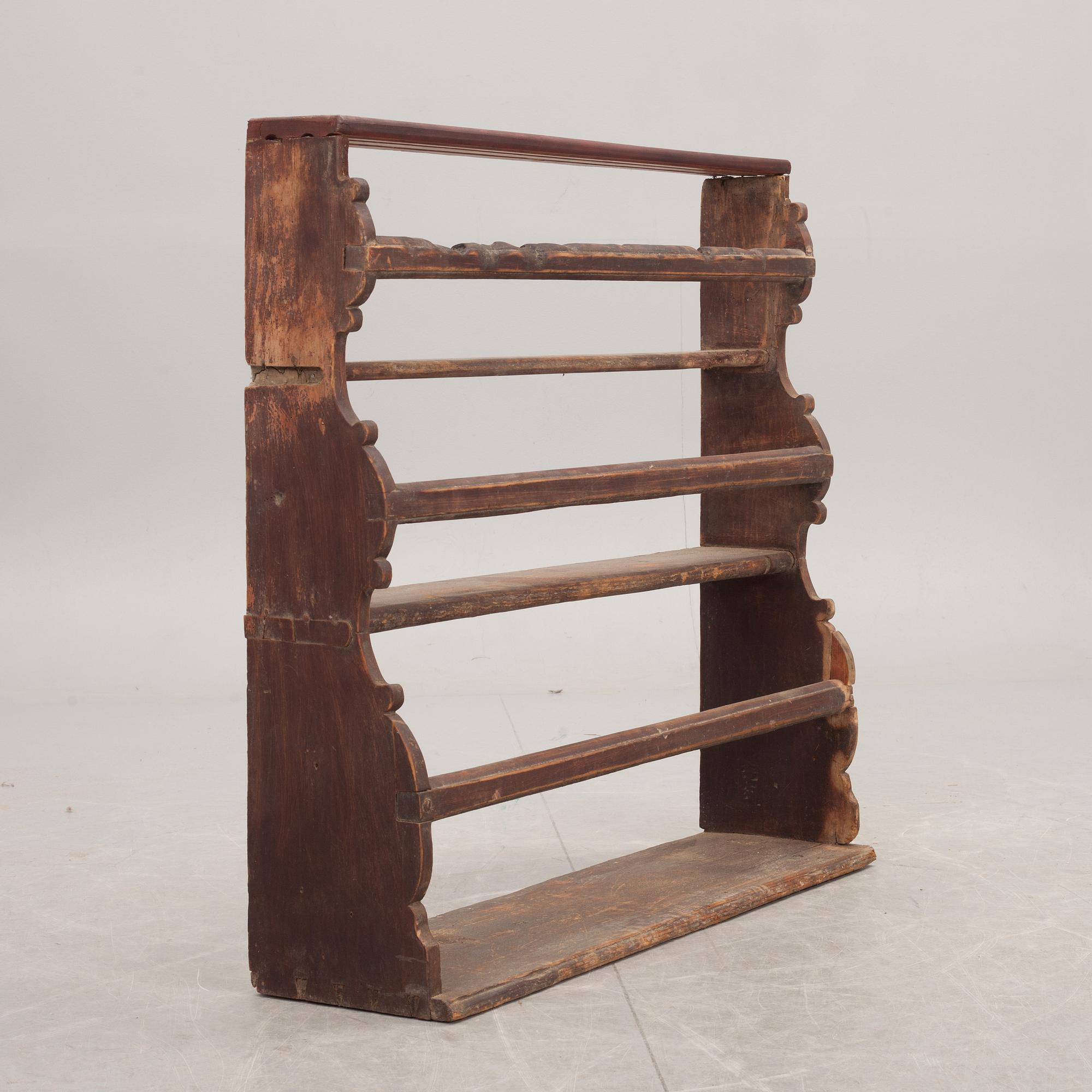 TALLRIKSHYLLA, vägg. Allmoge. 1800/1900-tal.