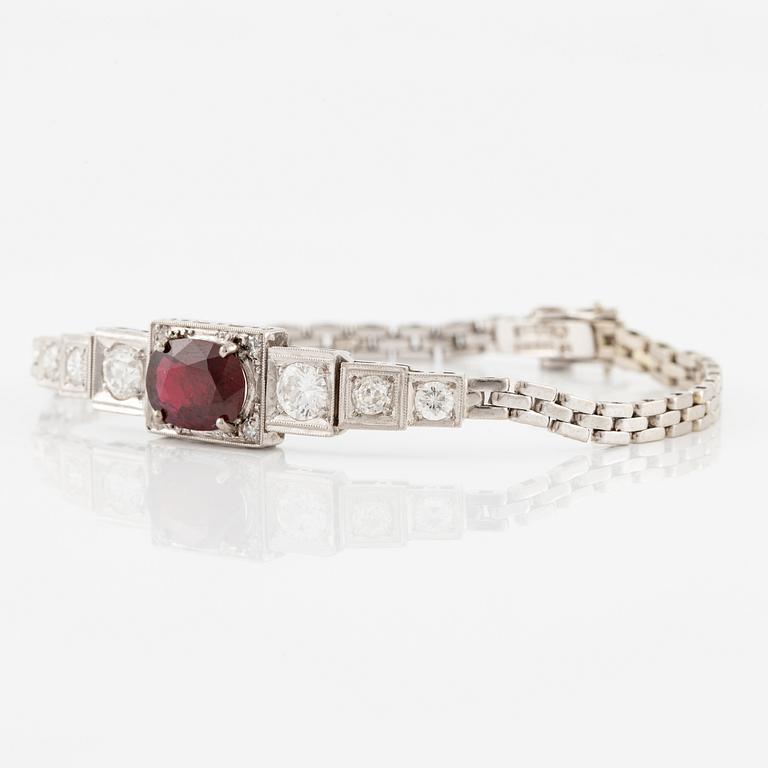 A bracelet 18K white gold with ruby and brilliant-cut diamonds. Malmö 1948.