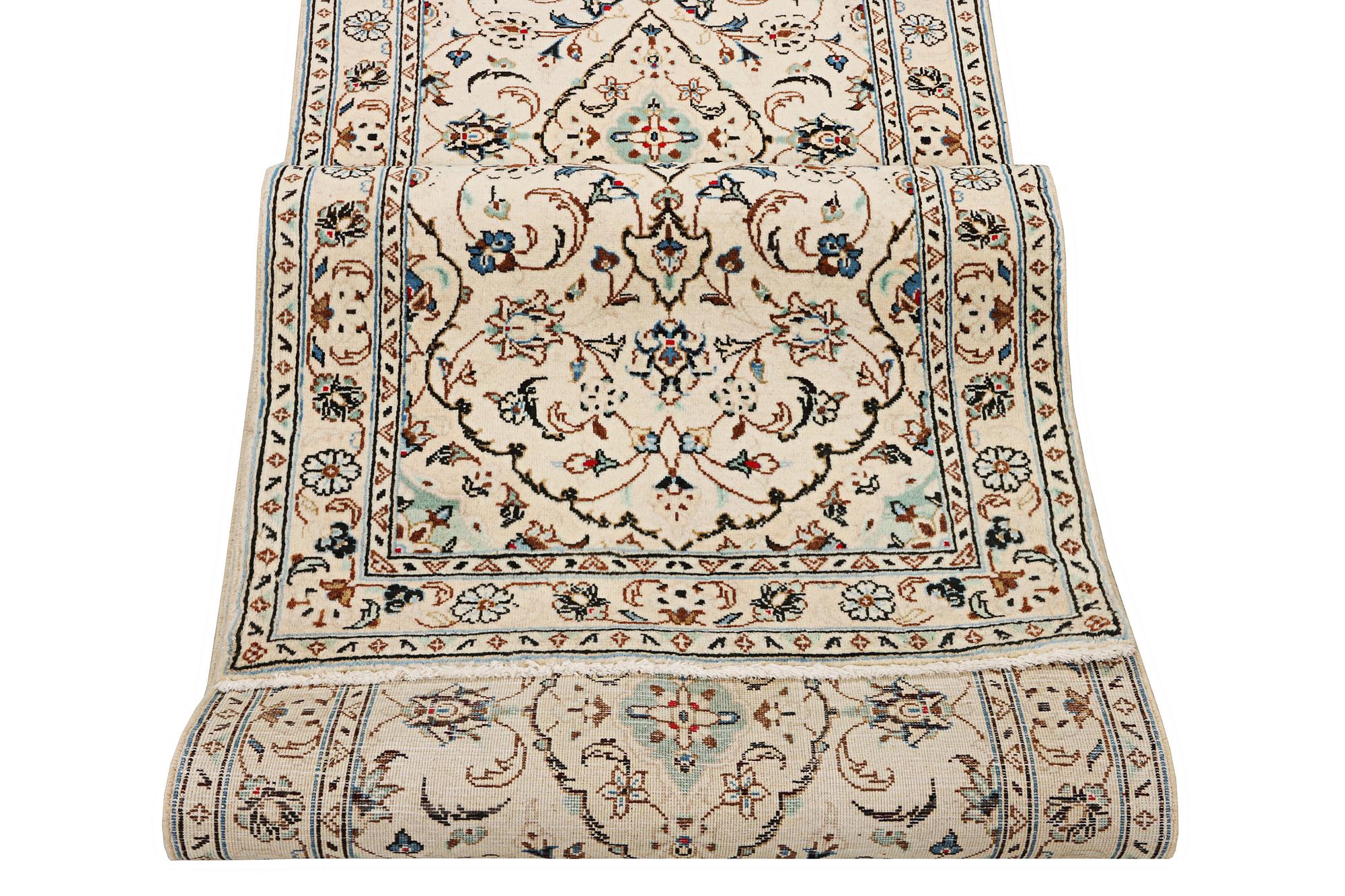 Gallerimatta, Keshan, ca. 300 x 80 cm.