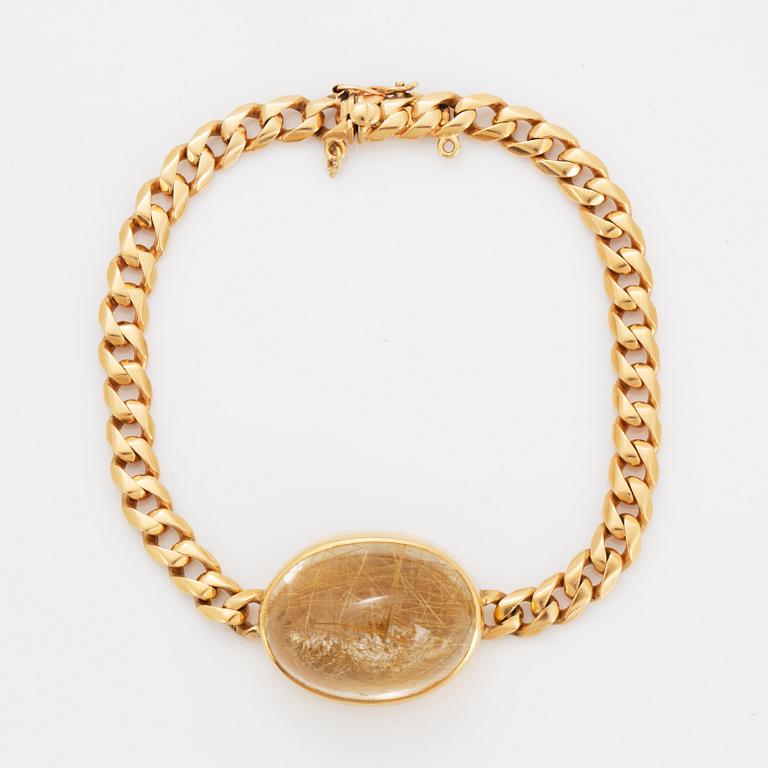 Cabochon-cut rutile quartz bracelet, 18K gold.
