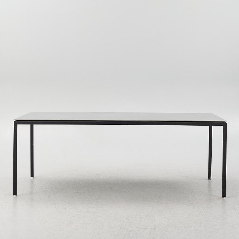 Matbord, Vipp, samtida.