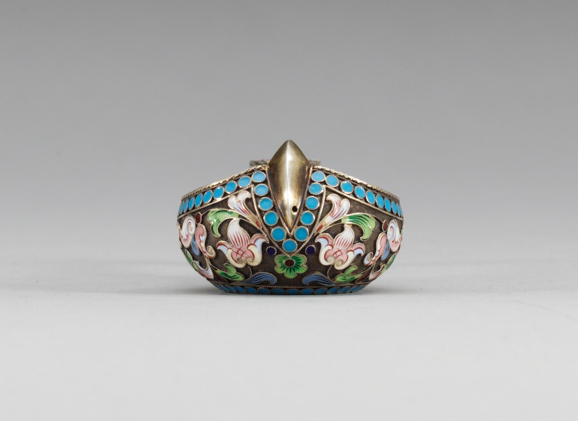 A RUSSIAN SILVER-GILT AND ENAMEL KOVSH, Makers mark of Ivan P. Chlebnikov, Moscow 1908-1917.