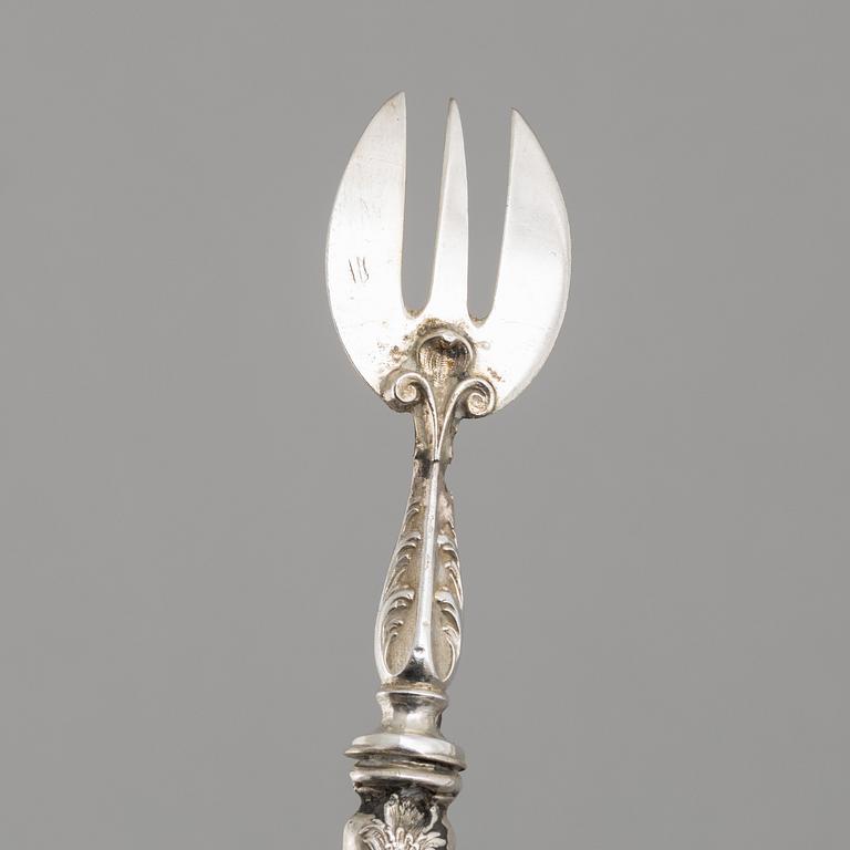 Six French Silver Oyster Forks, mark of Louis Coignet, Paris 1889-93.