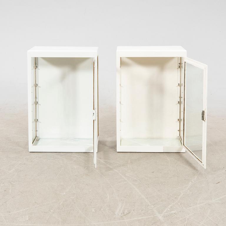 Läkarskåp ett par Mellaneuropa 1900-talets mitt.