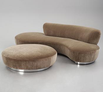 Vladimir Kagan, a "Serpentine" sofa with ottoman, New York Collection (Club House Italia), Italy post 1999.