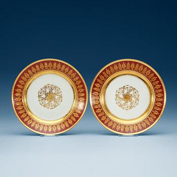 Two Russian dinner plates, Imperial Porcelain manufactory, St Petersburg, period of Alexander II (1855-1881).