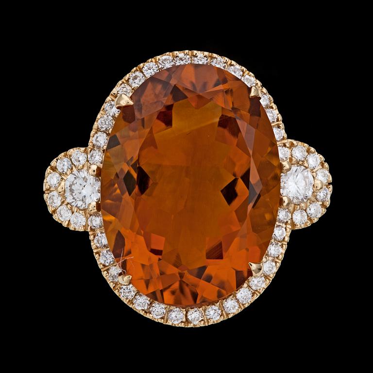 RING, citrine and brilliant cut diamonds, tot. 0.58 cts.