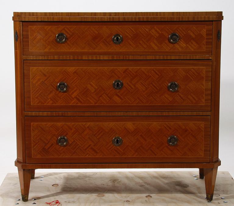 BYRÅ, sengustaviansk stil. 1900-talets början.