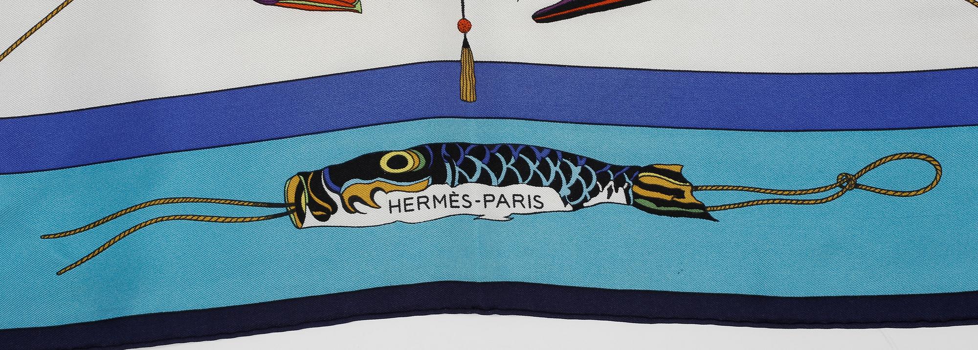 SCARF, "Soies volantes", Hermès.