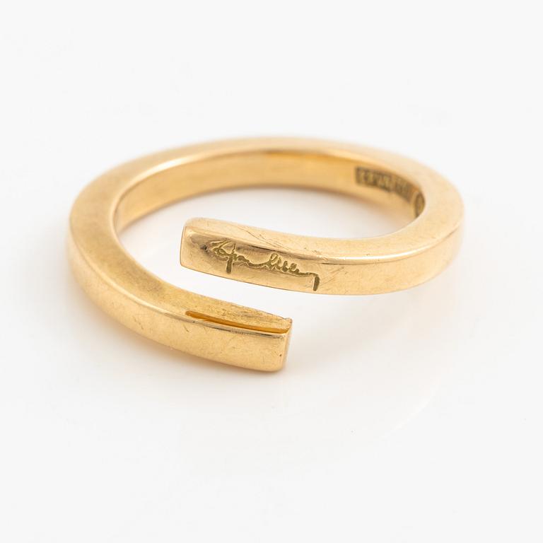 Efva Attling ring 18K guld.