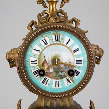 BORDSPENDYL, Brunfaut, Louis XVI-stil, sent 1800-tal.