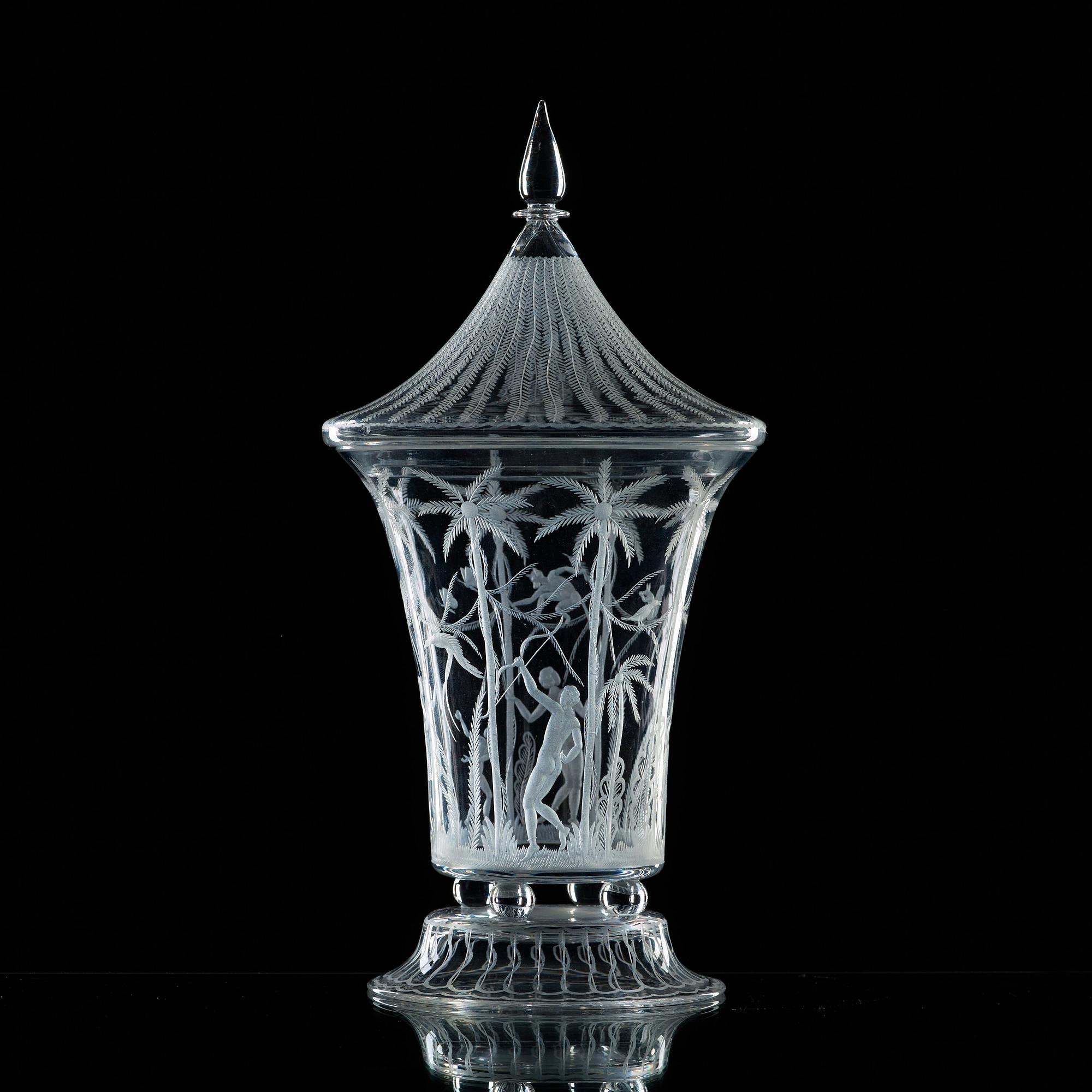 Edward Hald, an engraved glass goblet with cover, Orrefors 1922.