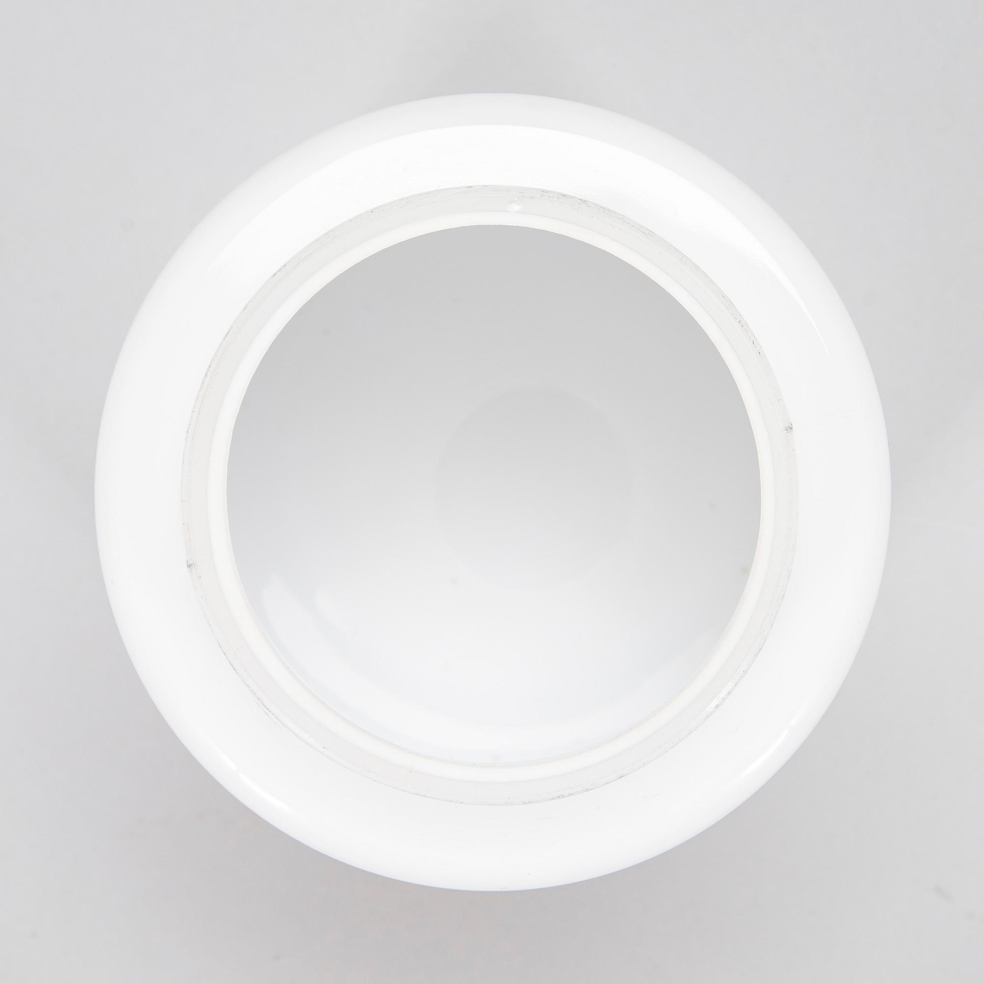 Paavo Tynell, Six mid-20th-century wall lights / outdoor use '7307' for Idman.
