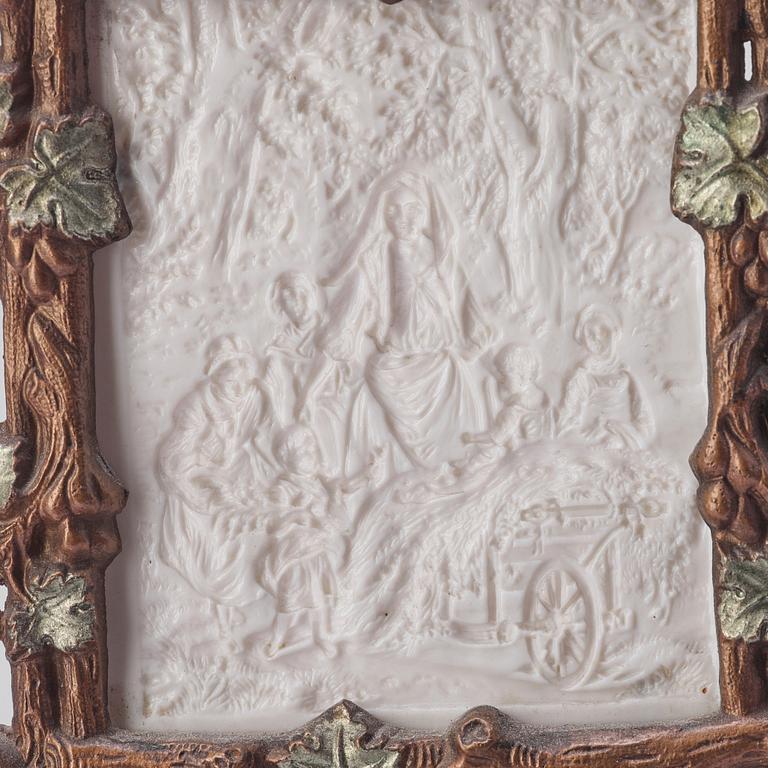 Two candlesticks, 19 ct.