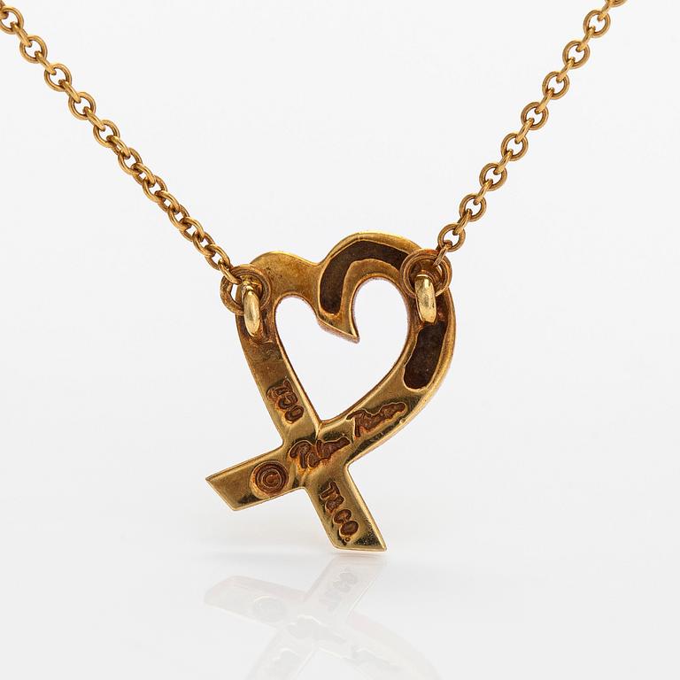 Tiffany & Co, an 18K gold necklace, "Loving Heart", by Paloma Picasso.