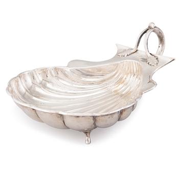 A RUSSIAN SILVER BREAD BASKET, Moscow 1871, makers mark М.Ш.