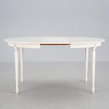 MATGRUPP, 8 delar, gustaviansk stil. 1900-talets andra hälft.