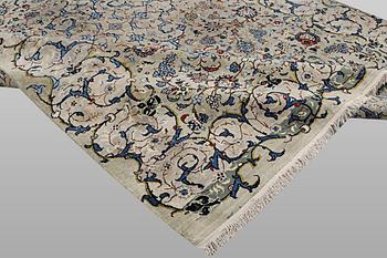 A carpet, Royal Kashan, ca 420 x 300 cm.