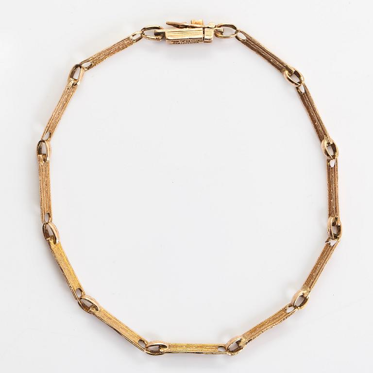 Björn Weckström, a 14K gold bracelet, 'Seita' for Lapponia 1977.