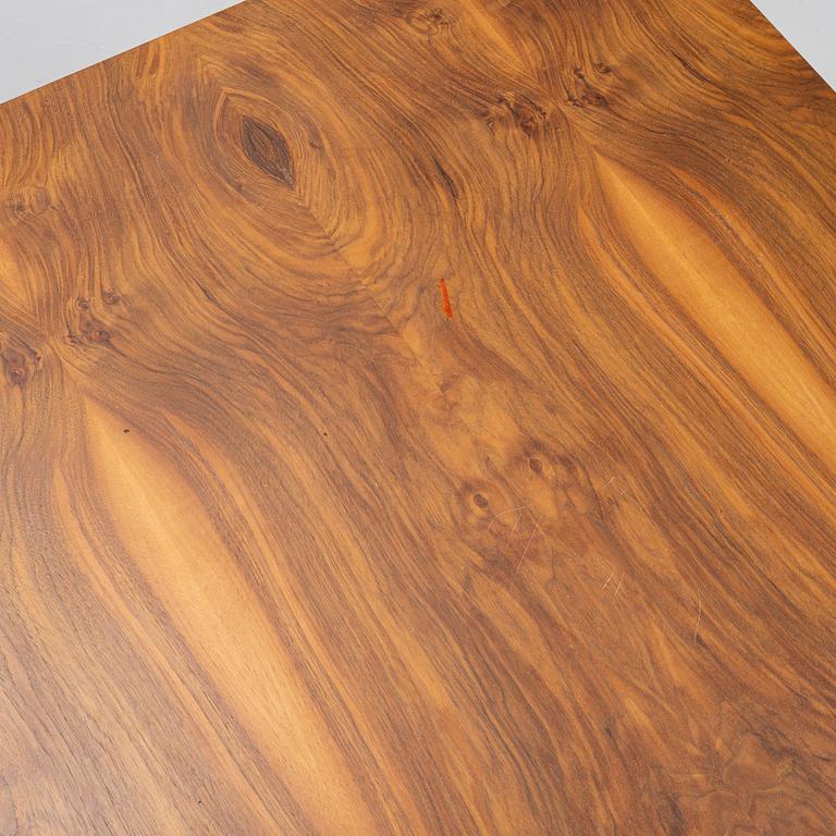 Dining table, Minotti, Italy.