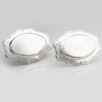 Jürgen Friedrich Sickman, fat, ett par, silver, Stockholm 1757. Rokoko.
