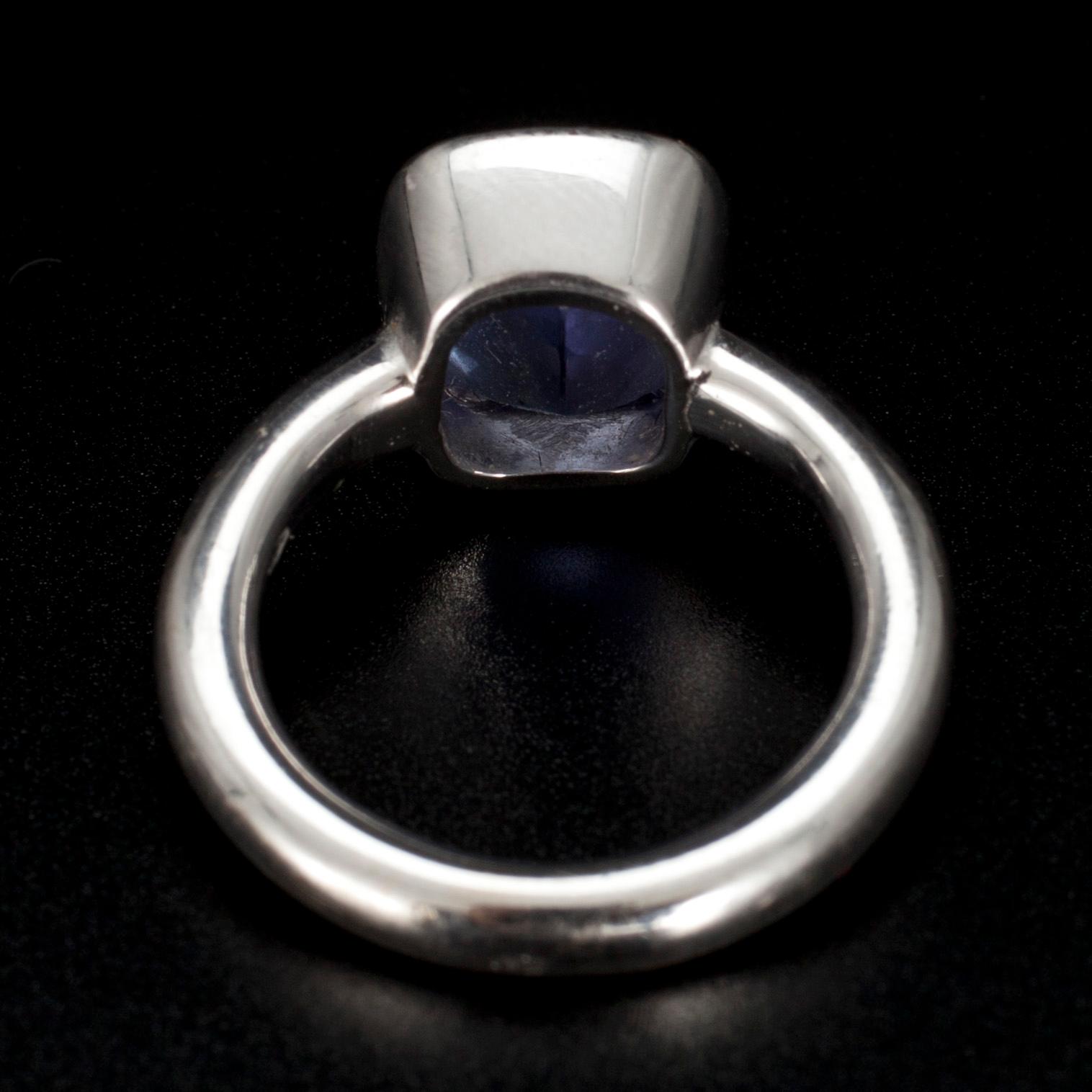 RING, vitguld 18K, tanzanit 3,9 ct. Vikt 8,6 g.