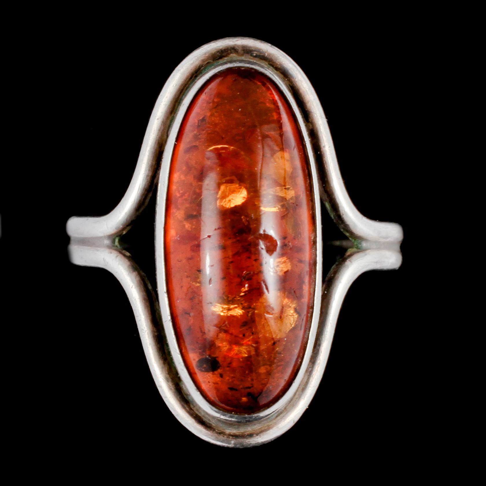 RINGAR, 2 st samt ARMLÄNK, sterlingsilver, NE From, Danmark, 1900-talets andra hälft. Total vikt 39 g.