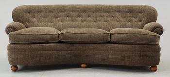 A Josef Frank sofa, Svenskt Tenn, model 968.