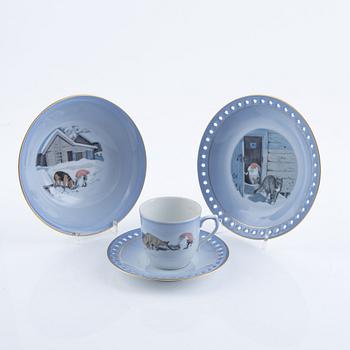 Harald Wiberg, Christmas service, 48 pieces, porcelain, "Tomten", Royal Copenhagen and Bing & Grøndahl, Denmark.