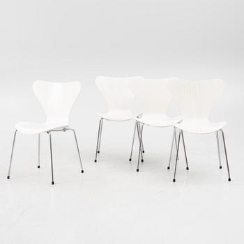 Arne Jacobsen, a set of 4 chairs "Sjuan", Fritz Hansen, Denmark, 2000.