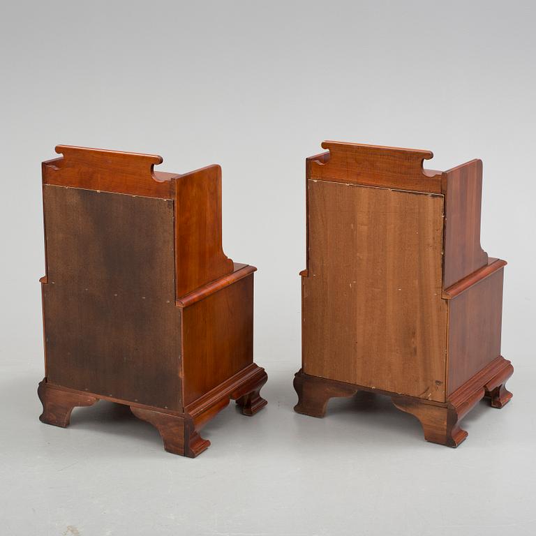 SÄNGBORD, ett par, Fantoni, 1900-tal.